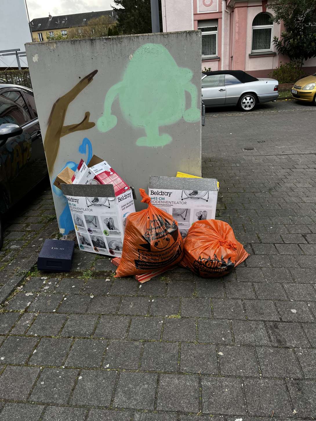 Bild zu gemeldetem Anliegen vom *2025-03-31 13:26:33