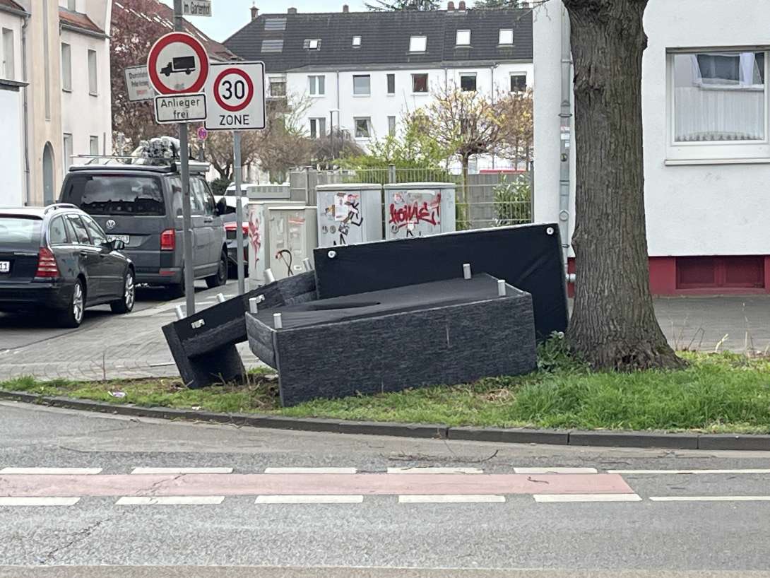 Bild zu gemeldetem Anliegen vom *2025-03-31 13:22:41