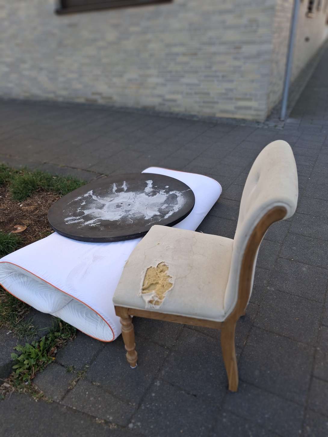 Bild zu gemeldetem Anliegen vom *2025-04-06 15:36:15