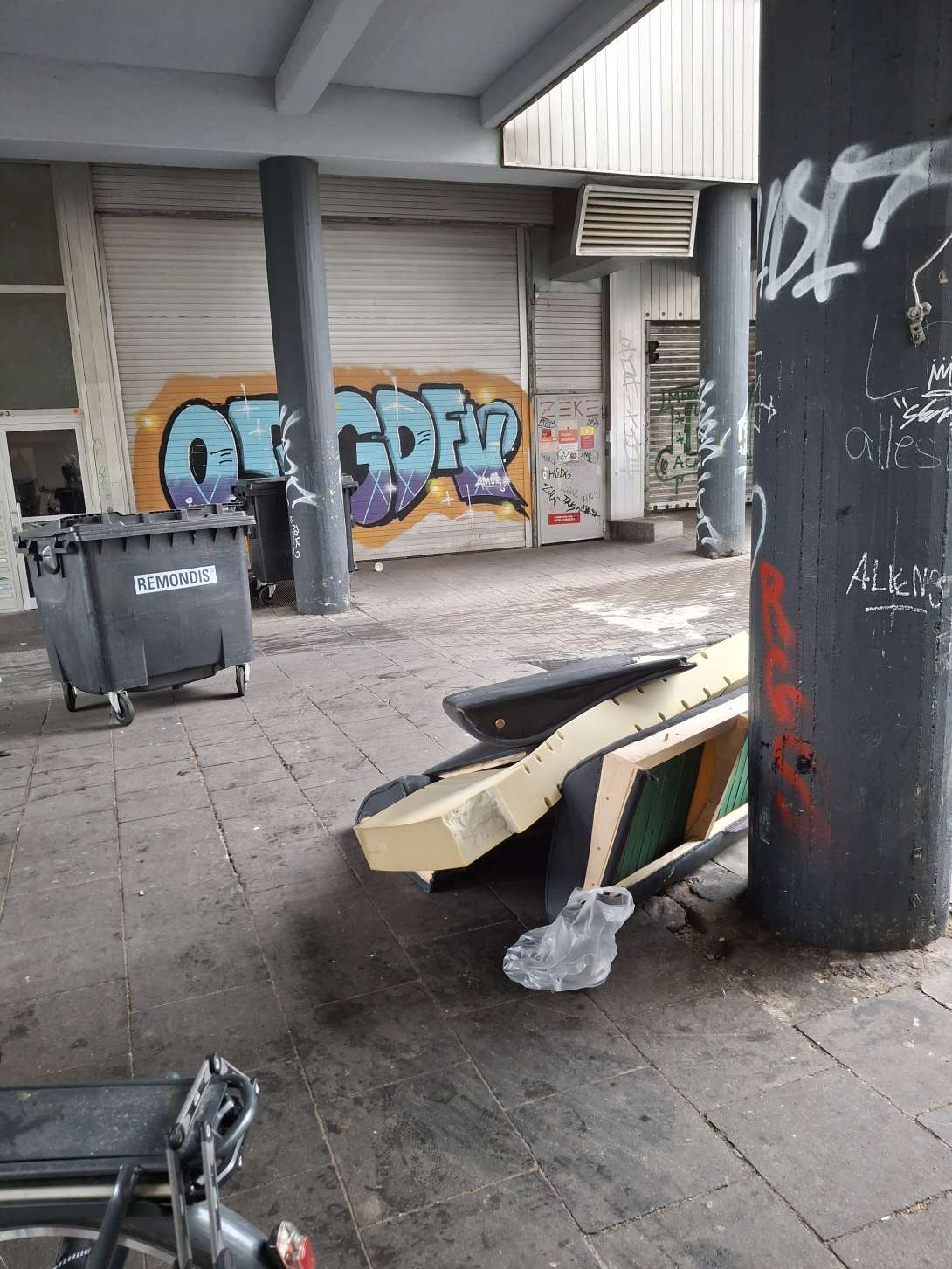Bild zu gemeldetem Anliegen vom *2025-04-24 12:30:25