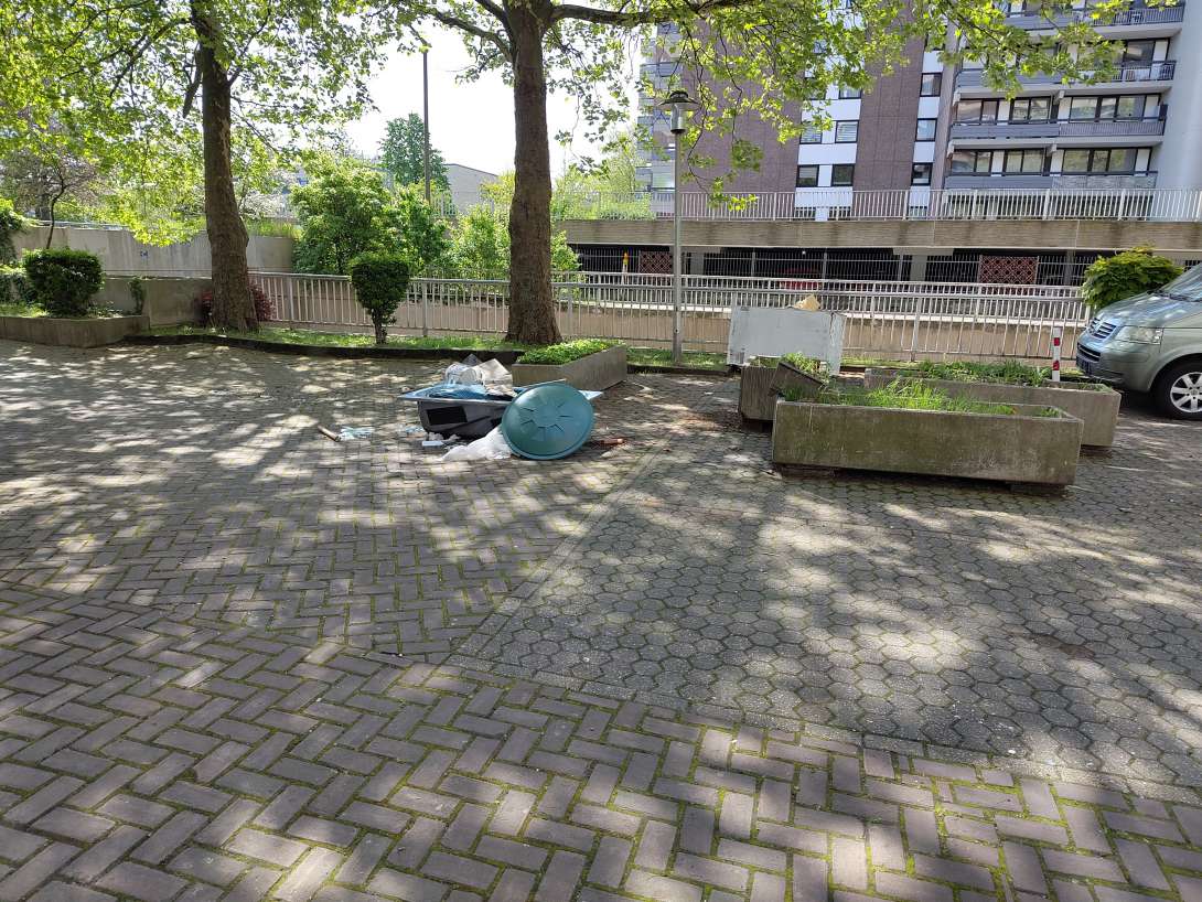 Bild zu gemeldetem Anliegen vom *2025-04-28 16:16:53