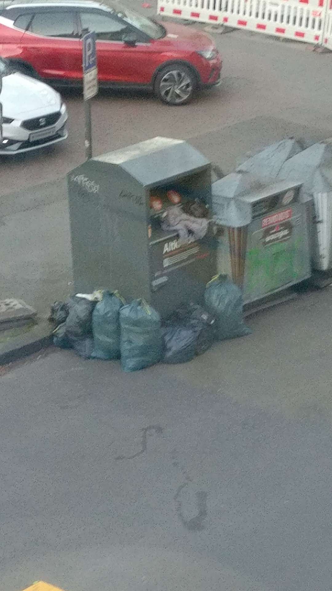 Bild zu gemeldetem Anliegen vom *2025-04-06 20:07:02