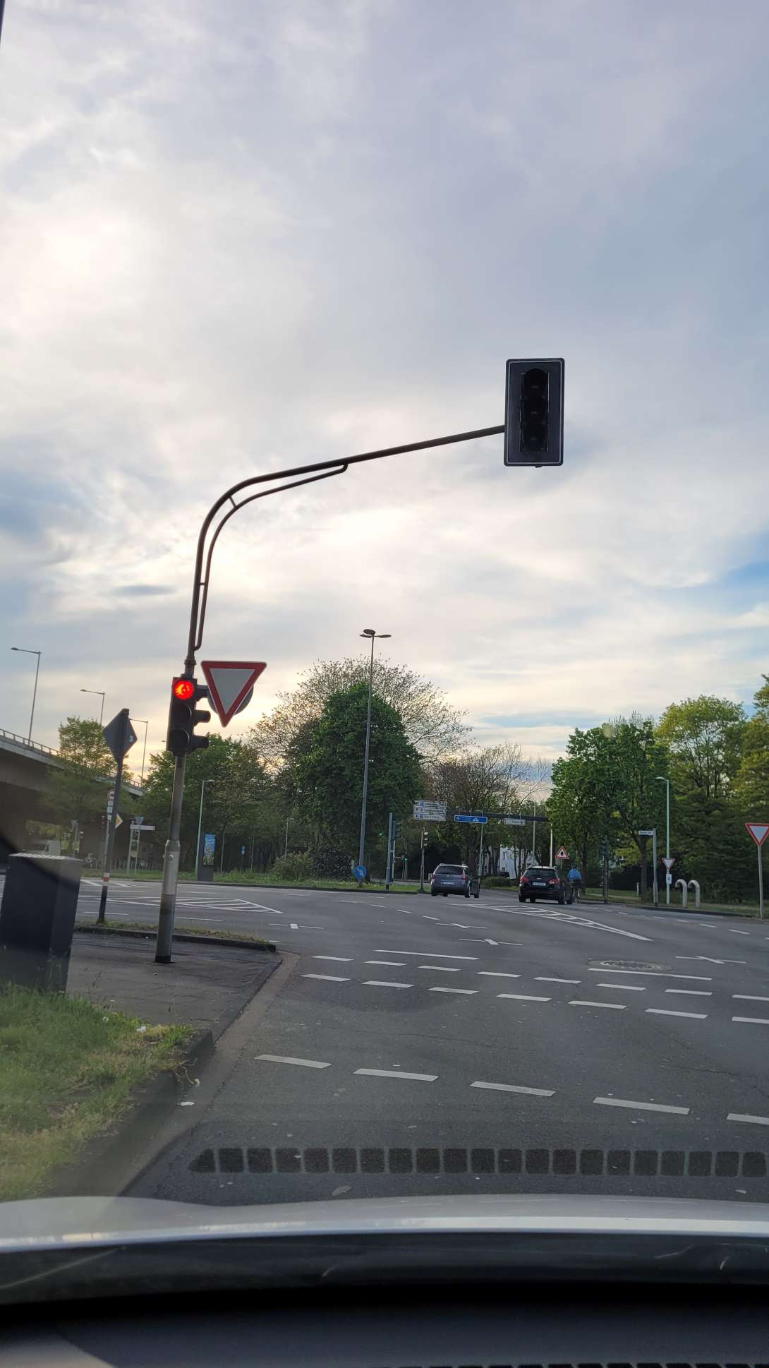 Bild zu gemeldetem Anliegen vom *2025-04-19 19:51:41