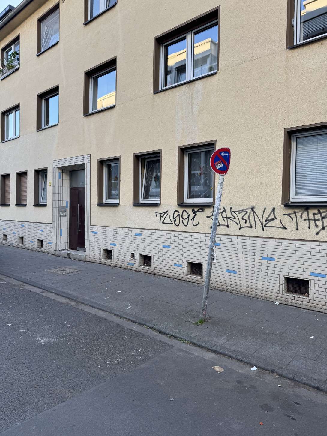 Bild zu gemeldetem Anliegen vom *2025-04-27 07:33:23