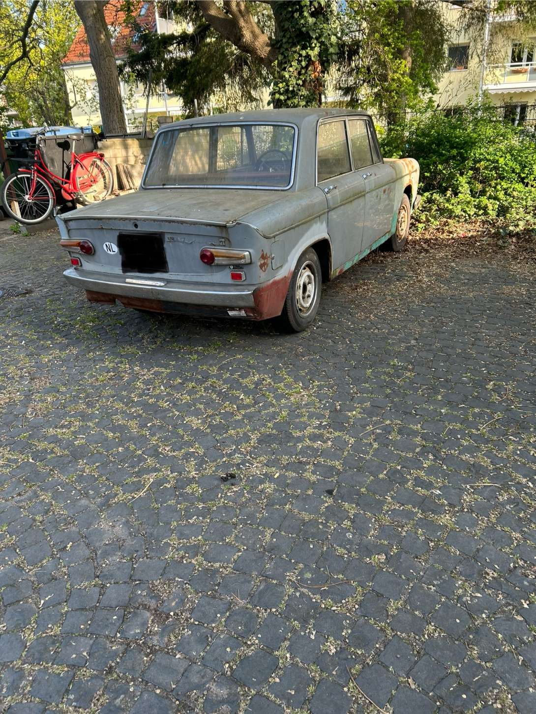Bild zu gemeldetem Anliegen vom *2025-04-11 09:32:38