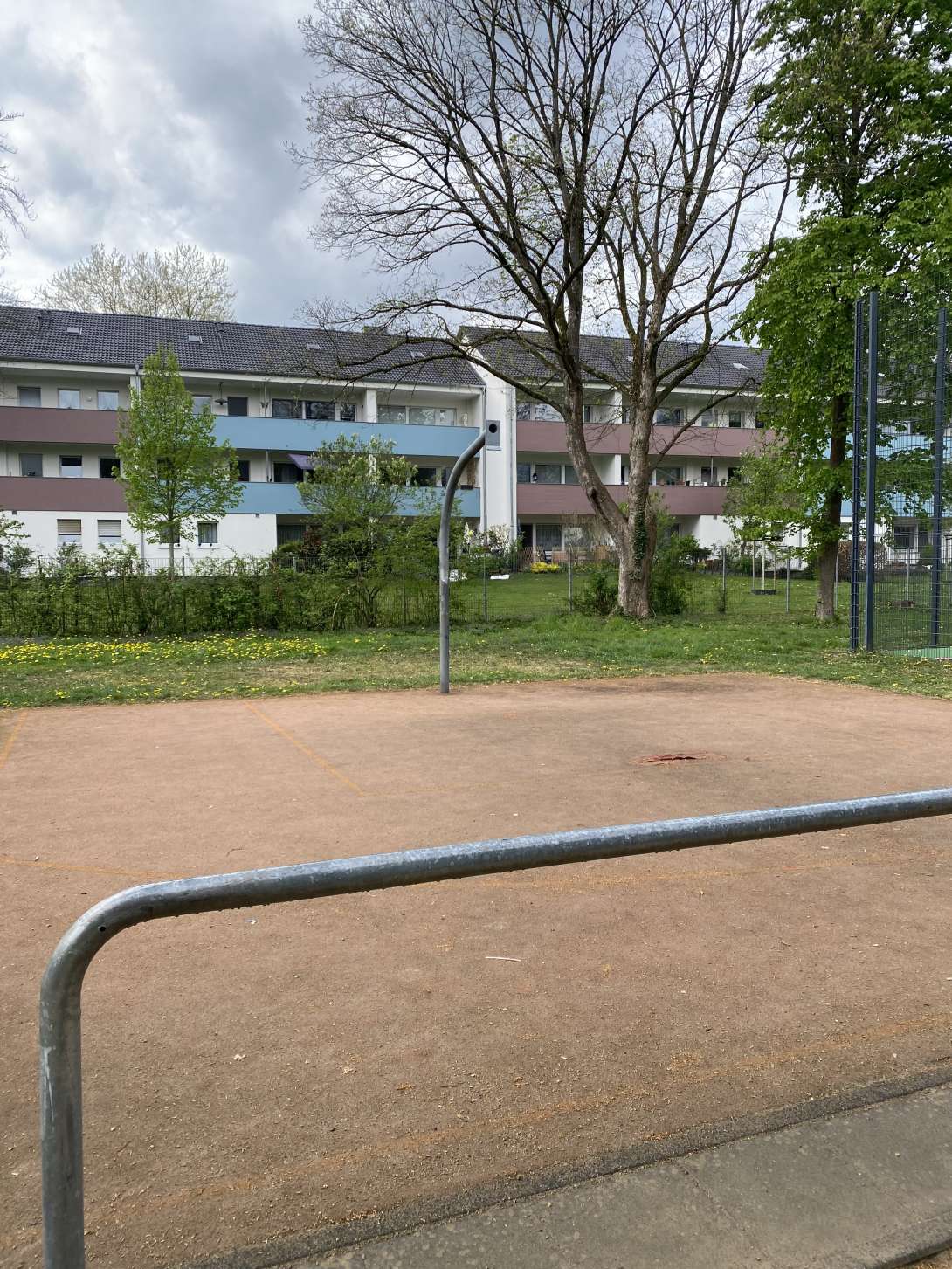 Bild zu gemeldetem Anliegen vom *2025-04-14 09:49:12