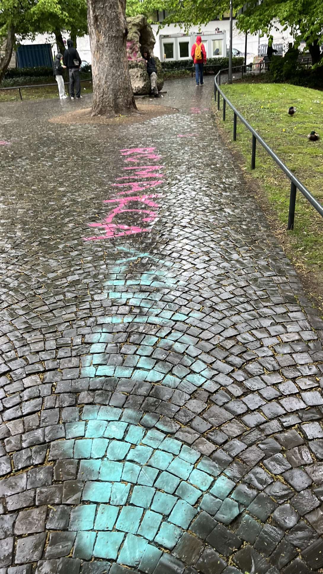 Bild zu gemeldetem Anliegen vom *2025-04-16 13:38:32