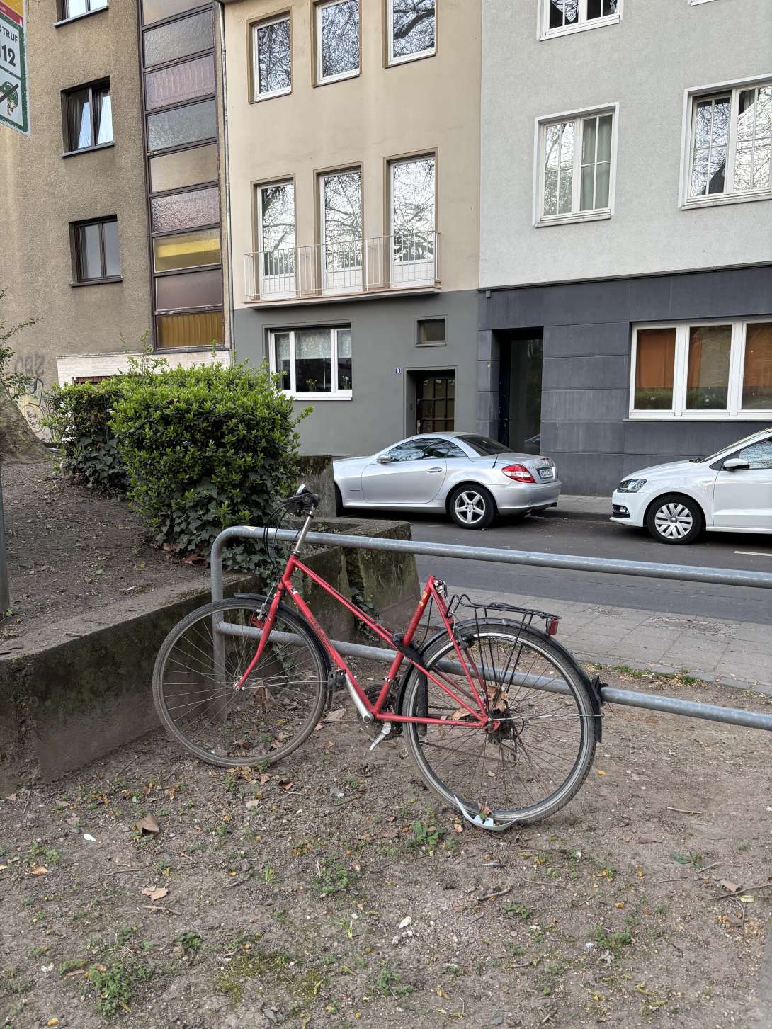 Bild zu gemeldetem Anliegen vom *2025-04-01 15:25:23