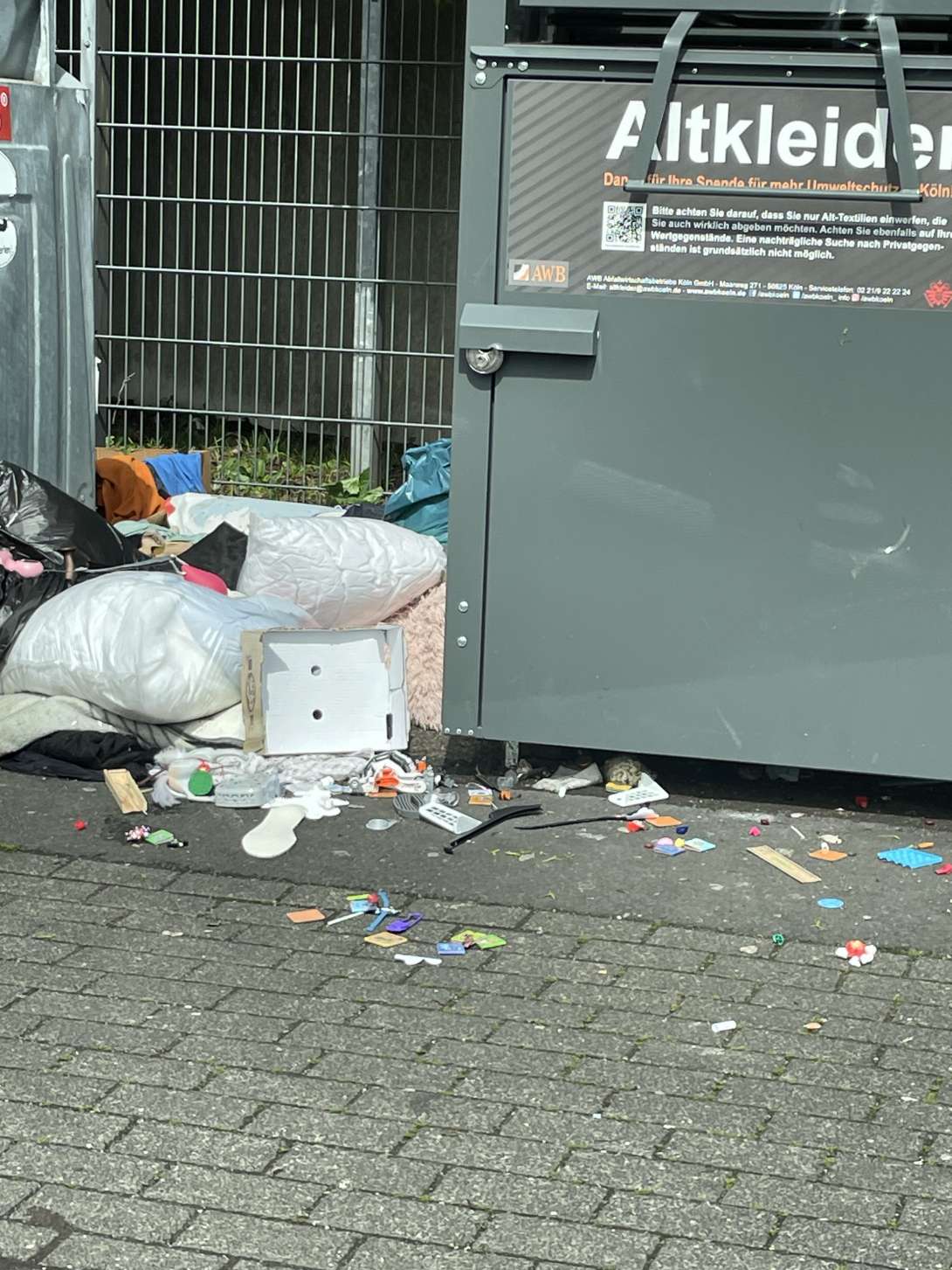 Bild zu gemeldetem Anliegen vom *2025-04-23 11:31:33