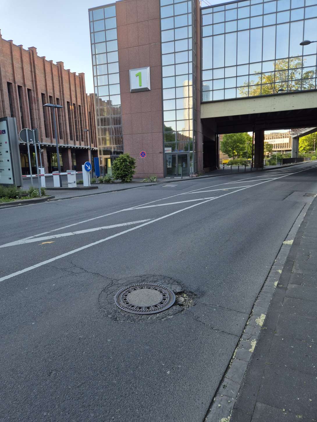 Bild zu gemeldetem Anliegen vom *2025-05-12 09:32:20
