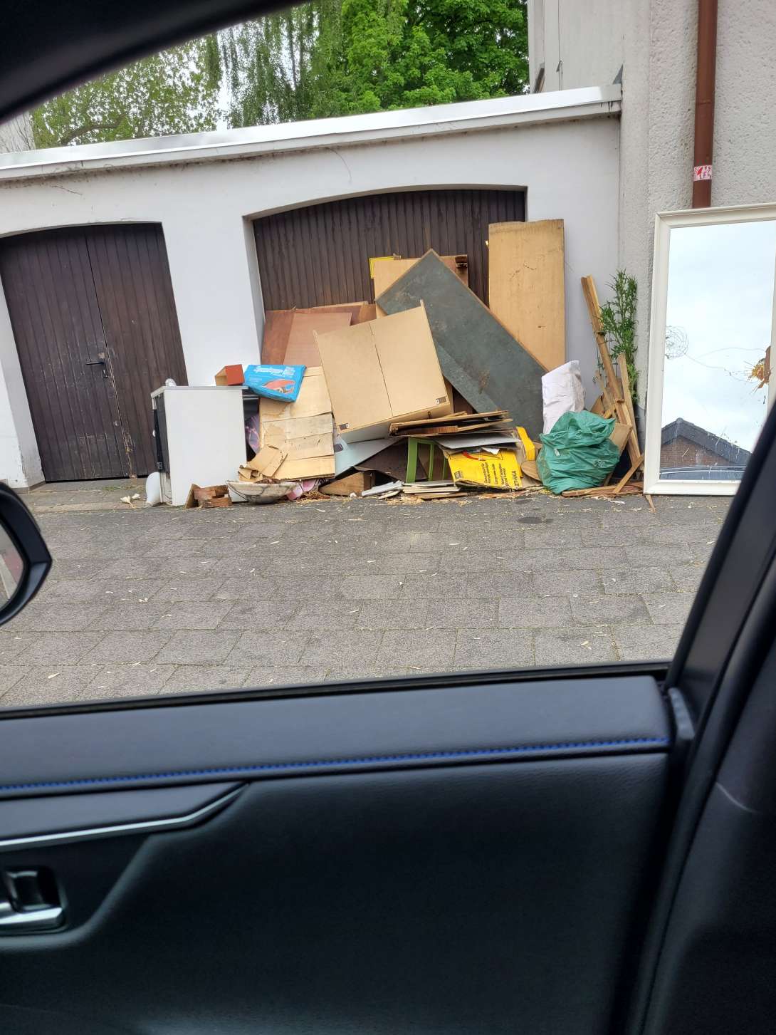 Bild zu gemeldetem Anliegen vom *2025-05-05 18:36:43