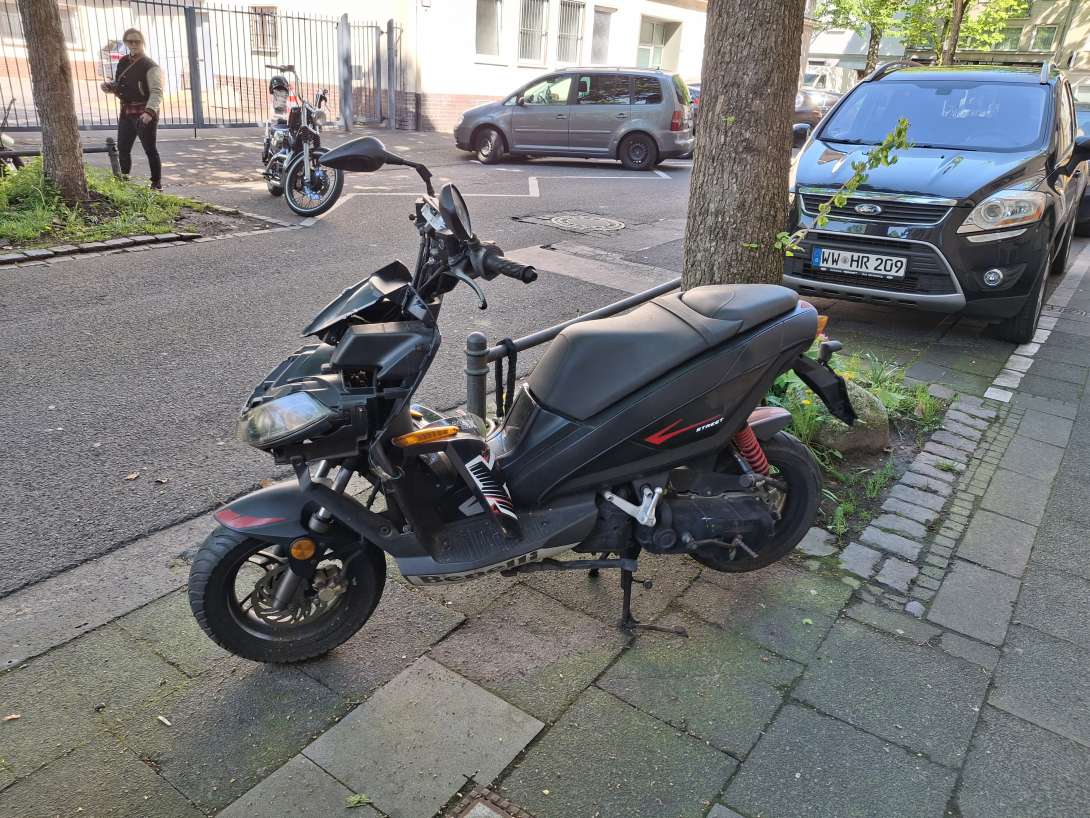 Bild zu gemeldetem Anliegen vom *2025-05-07 19:50:21