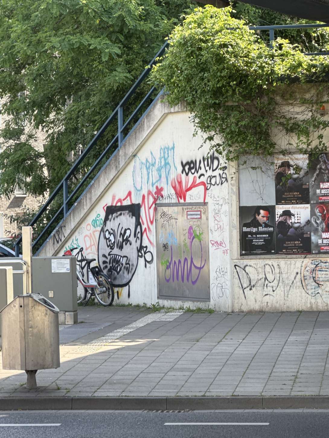 Bild zu gemeldetem Anliegen vom *2025-05-31 09:54:14