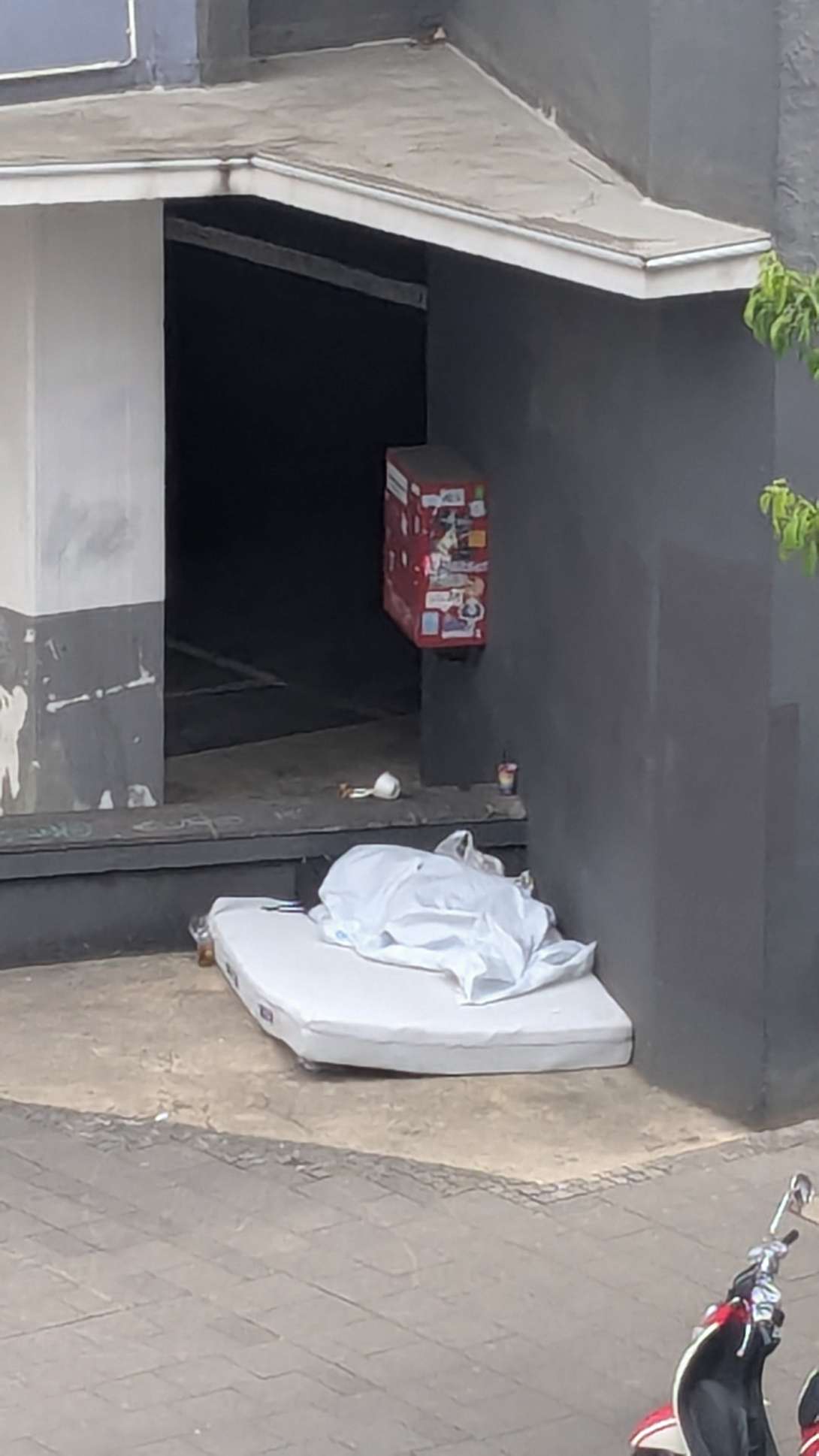 Bild zu gemeldetem Anliegen vom *2025-06-02 09:46:28