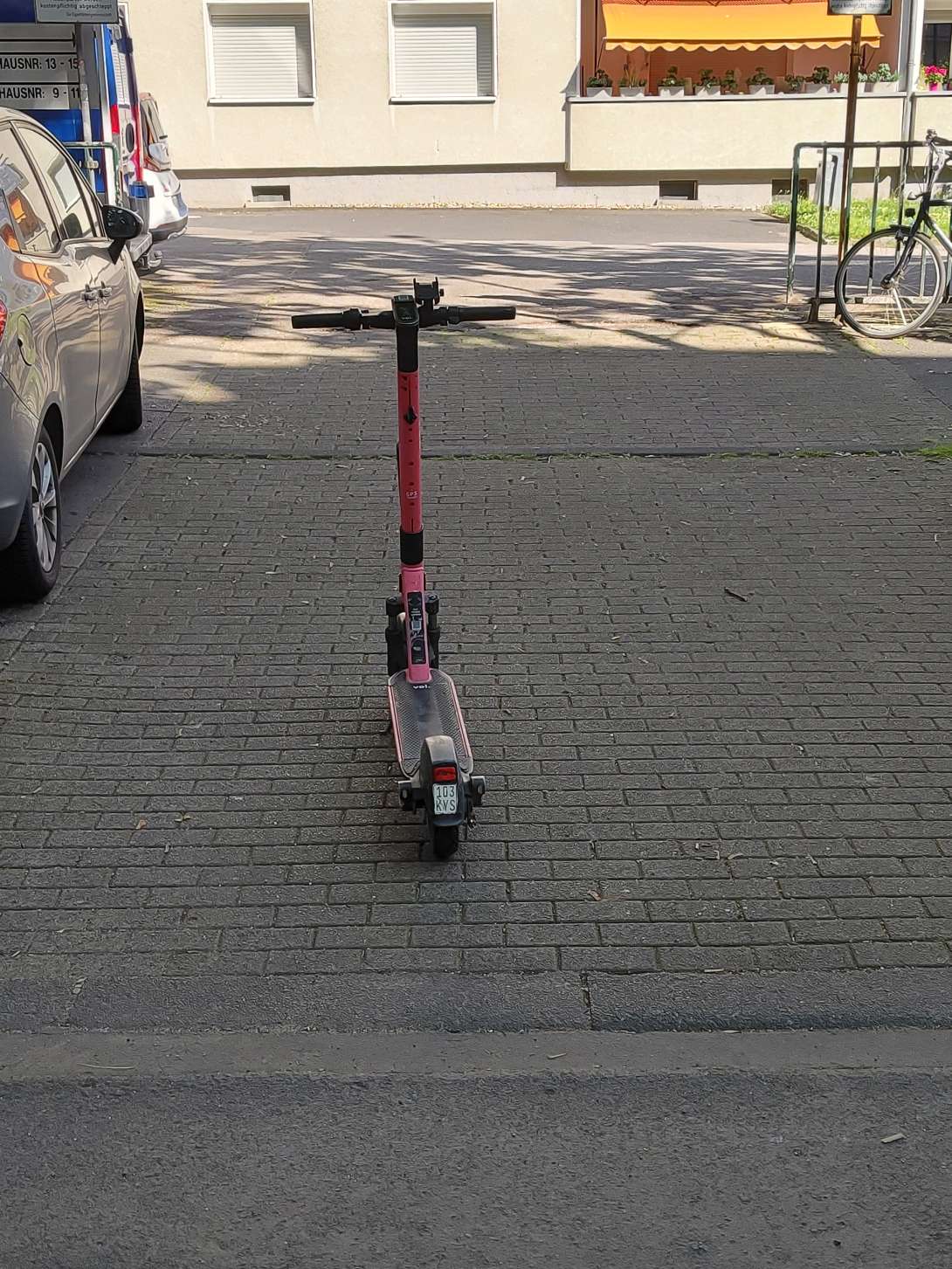 Bild zu gemeldetem Anliegen vom *2025-06-19 12:27:12