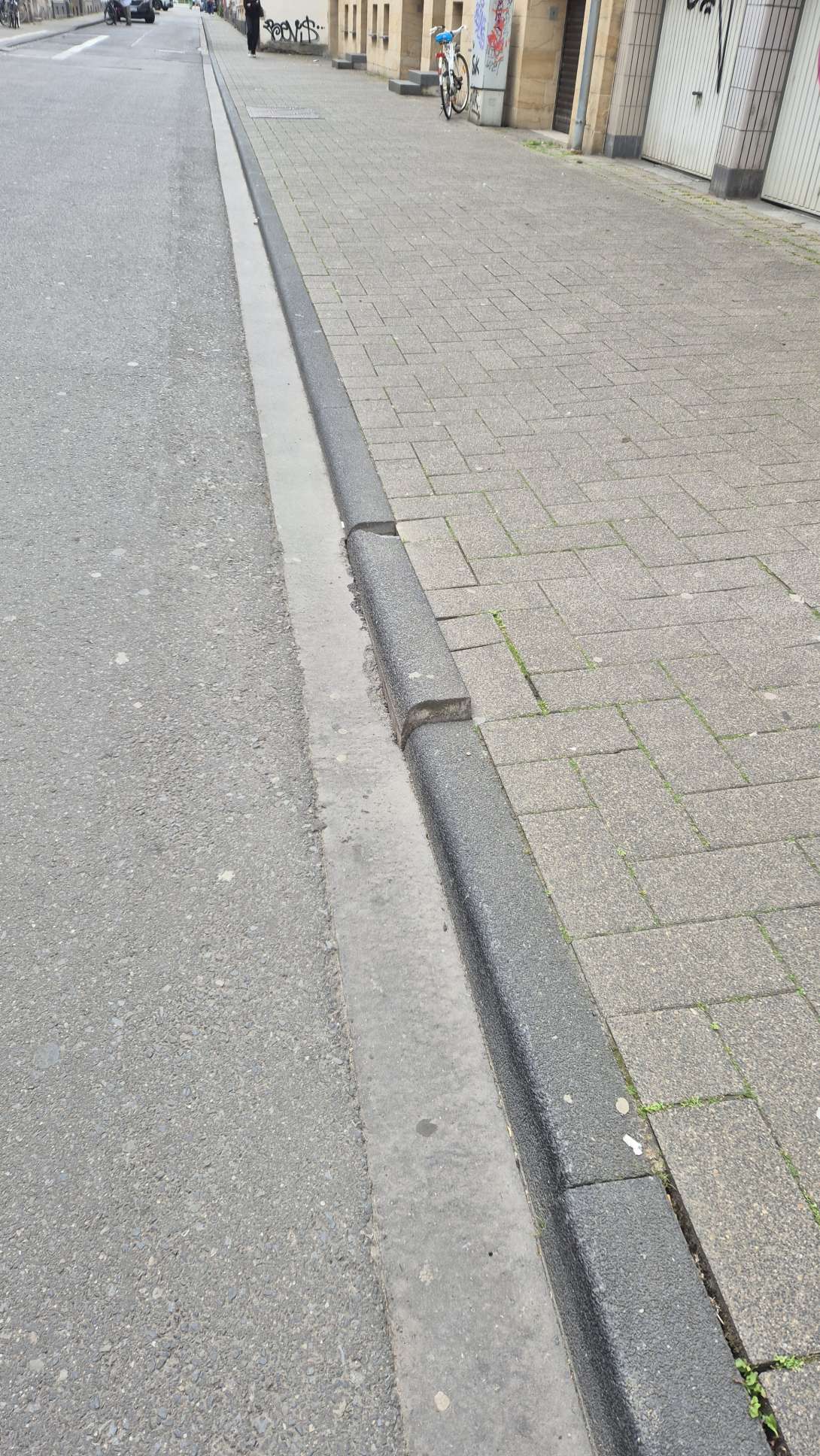 Bild zu gemeldetem Anliegen vom *2025-06-03 14:55:51