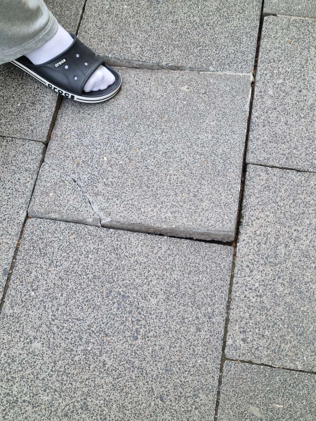 Bild zu gemeldetem Anliegen vom *2025-06-08 20:32:44