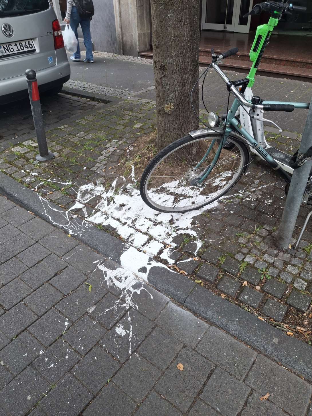 Bild zu gemeldetem Anliegen vom *2025-06-10 22:08:39