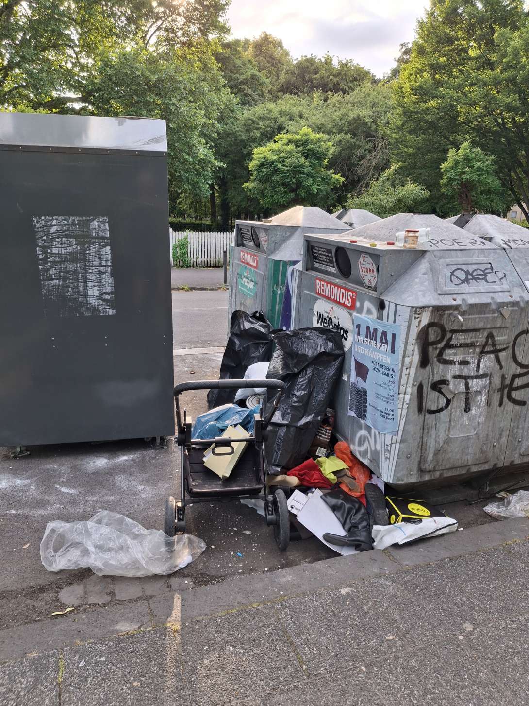 Bild zu gemeldetem Anliegen vom *2025-06-24 09:23:23