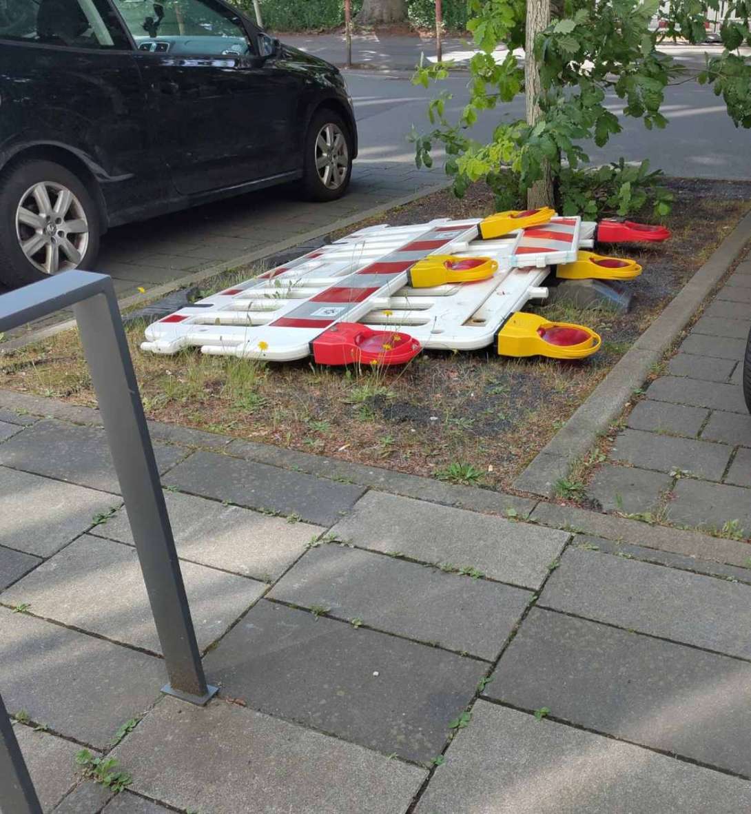 Bild zu gemeldetem Anliegen vom *2025-06-08 17:12:39