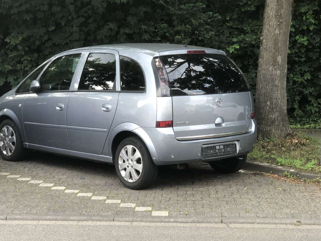 Bild zu gemeldetem Anliegen vom *2025-06-01 18:55:11