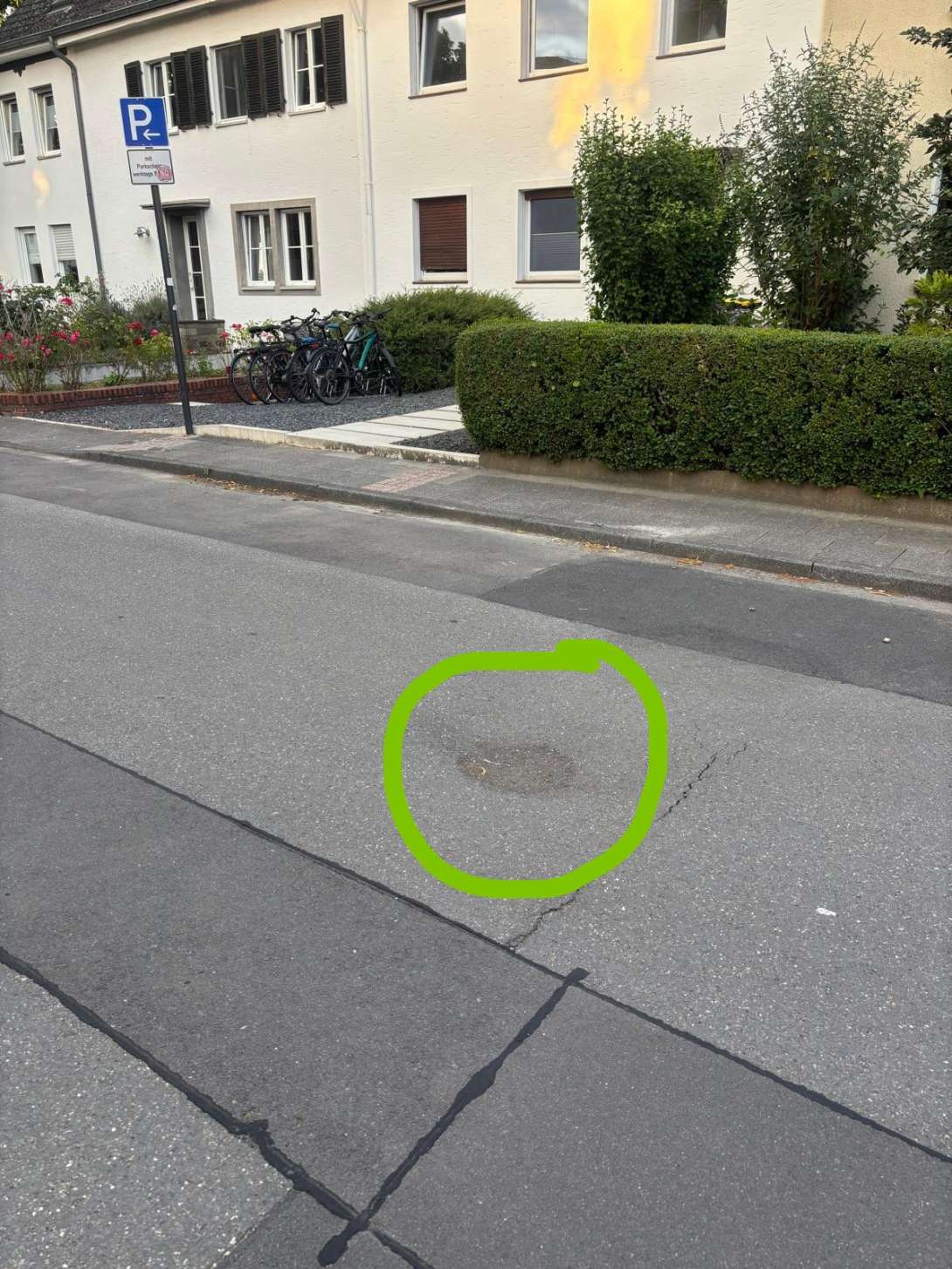 Bild zu gemeldetem Anliegen vom *2025-06-24 13:10:11