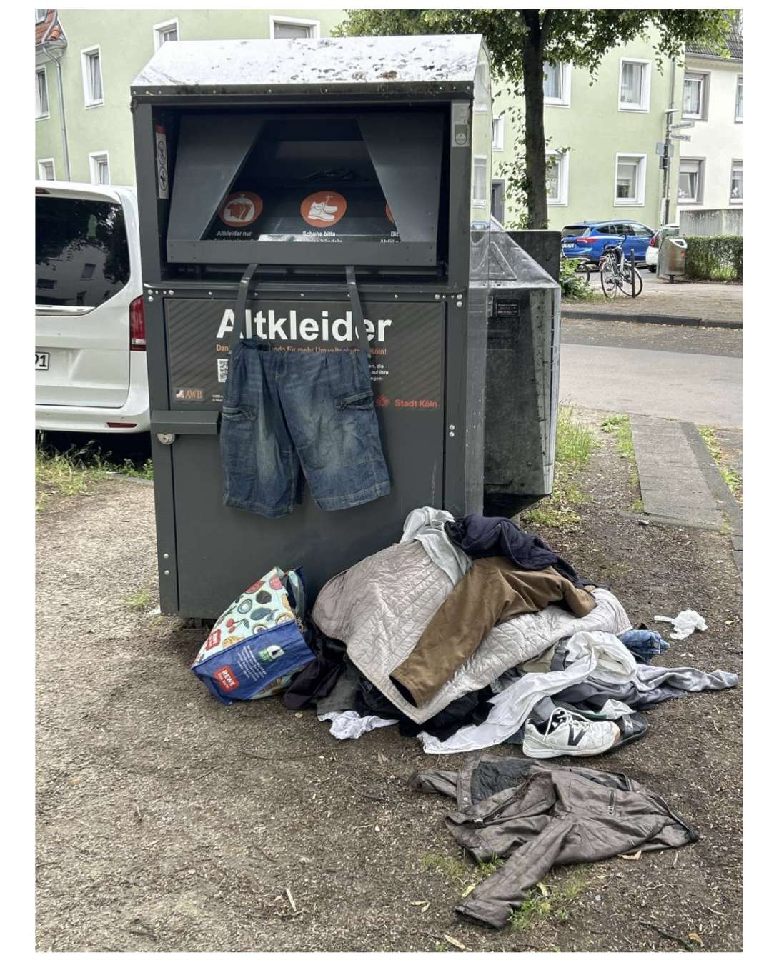 Bild zu gemeldetem Anliegen vom *2025-06-05 14:57:09
