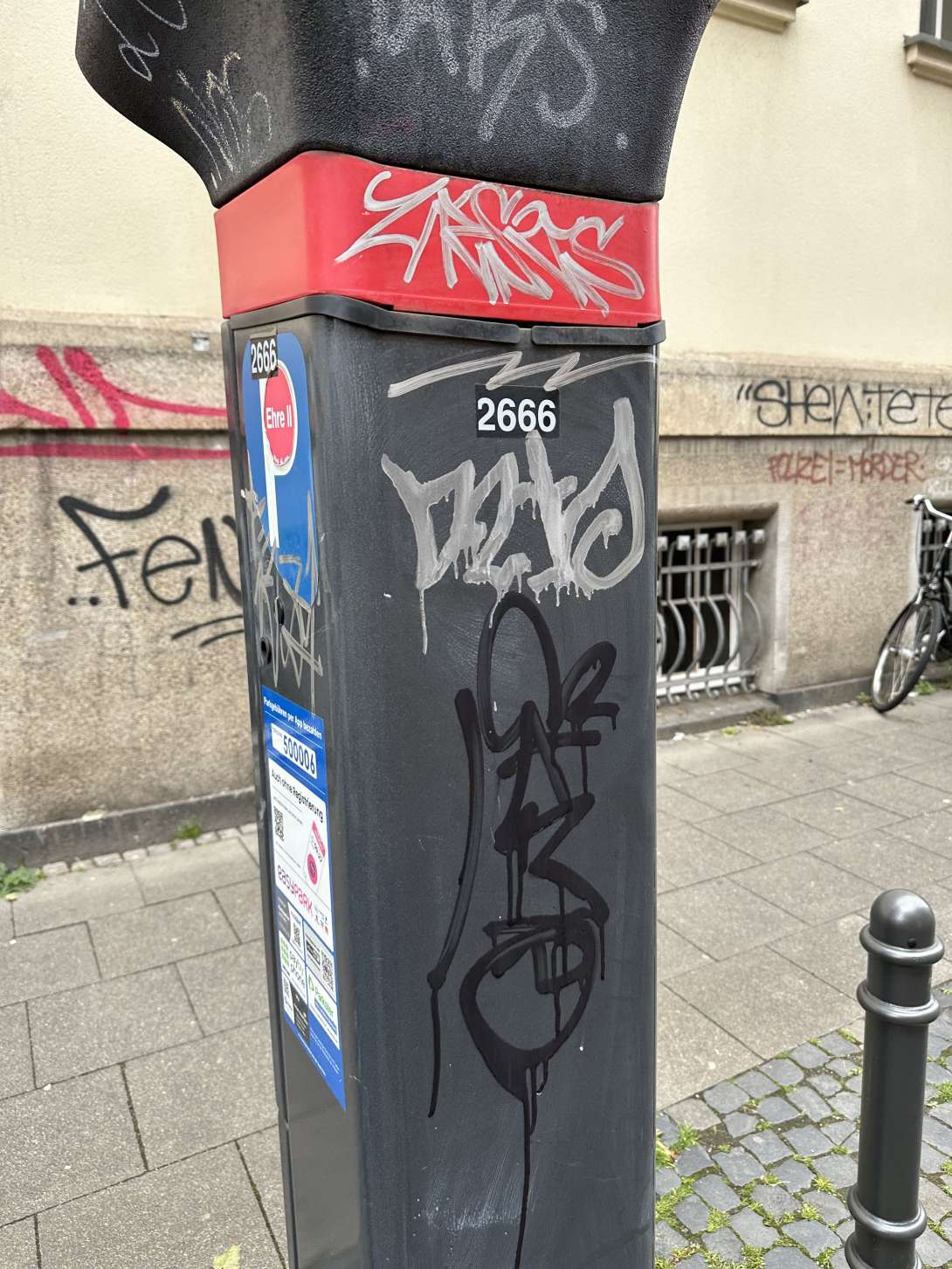 Bild zu gemeldetem Anliegen vom *2025-06-07 13:11:48