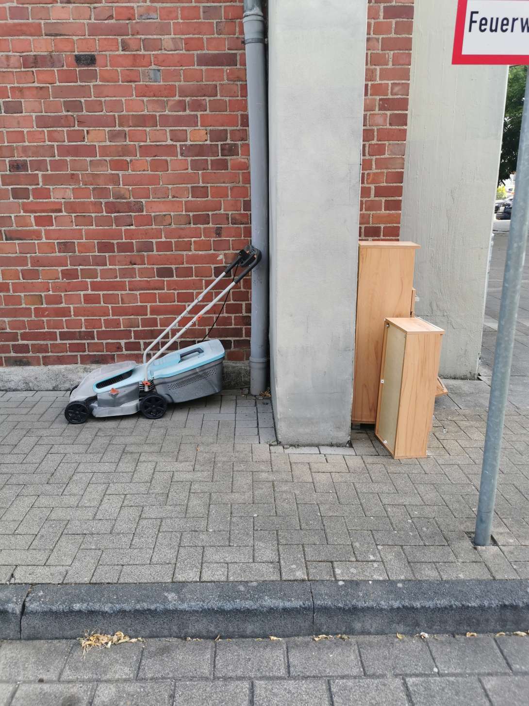 Bild zu gemeldetem Anliegen vom *2025-06-23 10:18:54
