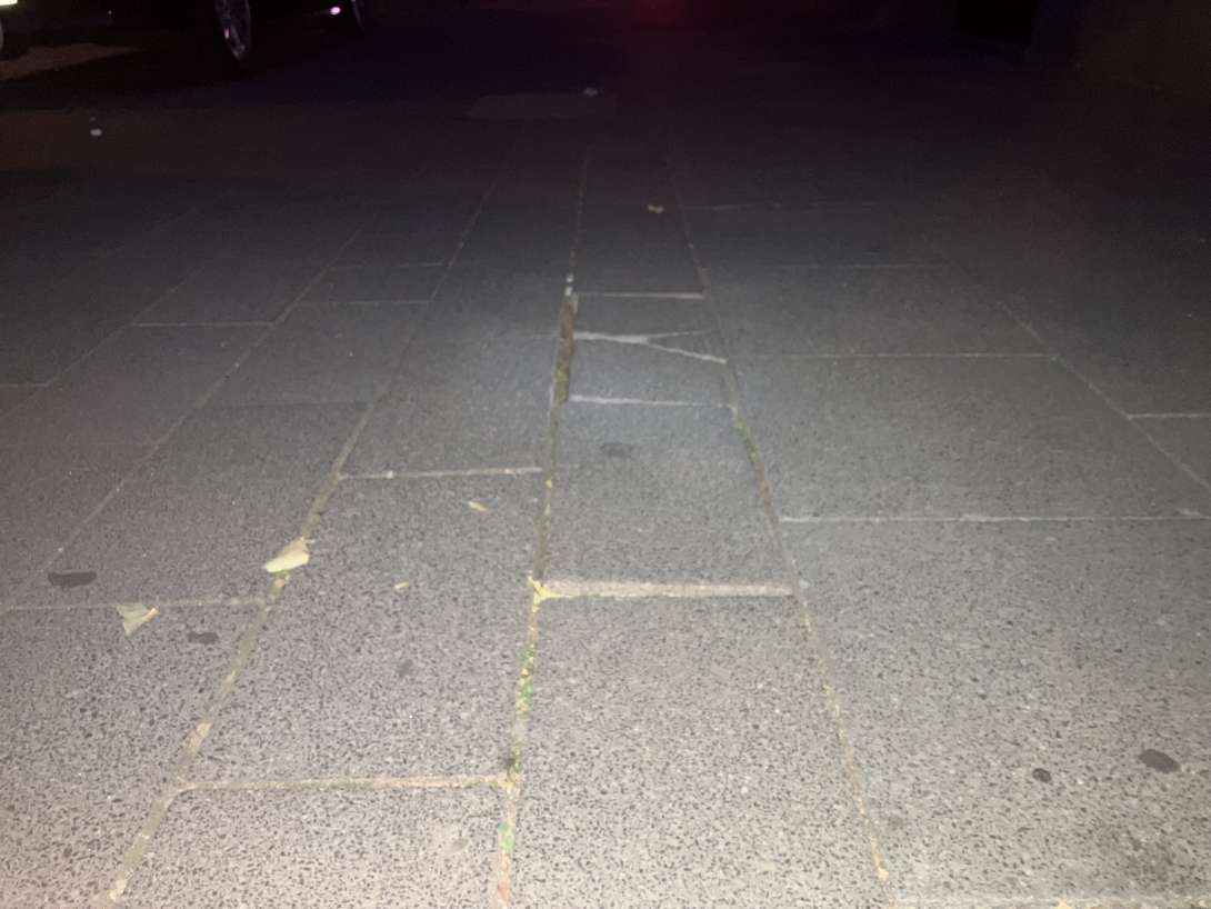 Bild zu gemeldetem Anliegen vom *2025-06-24 22:32:06