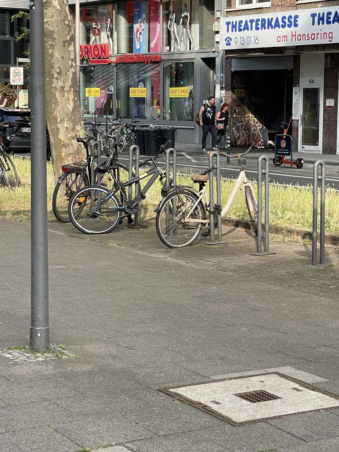 Bild zu gemeldetem Anliegen vom *2025-06-27 18:17:07