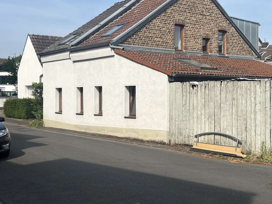 Bild zu gemeldetem Anliegen vom *2025-06-18 11:54:32