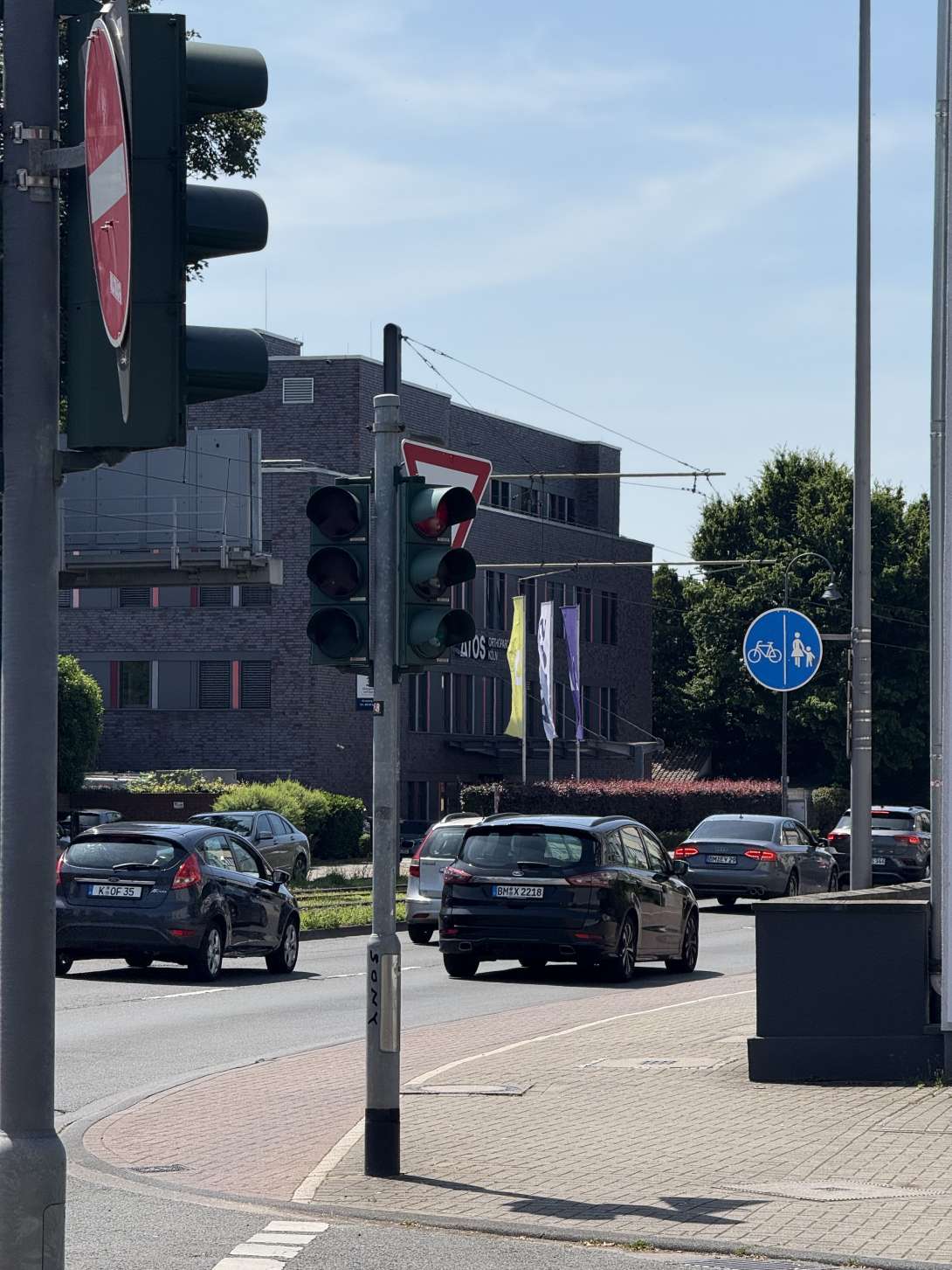 Bild zu gemeldetem Anliegen vom *2025-06-18 15:07:44
