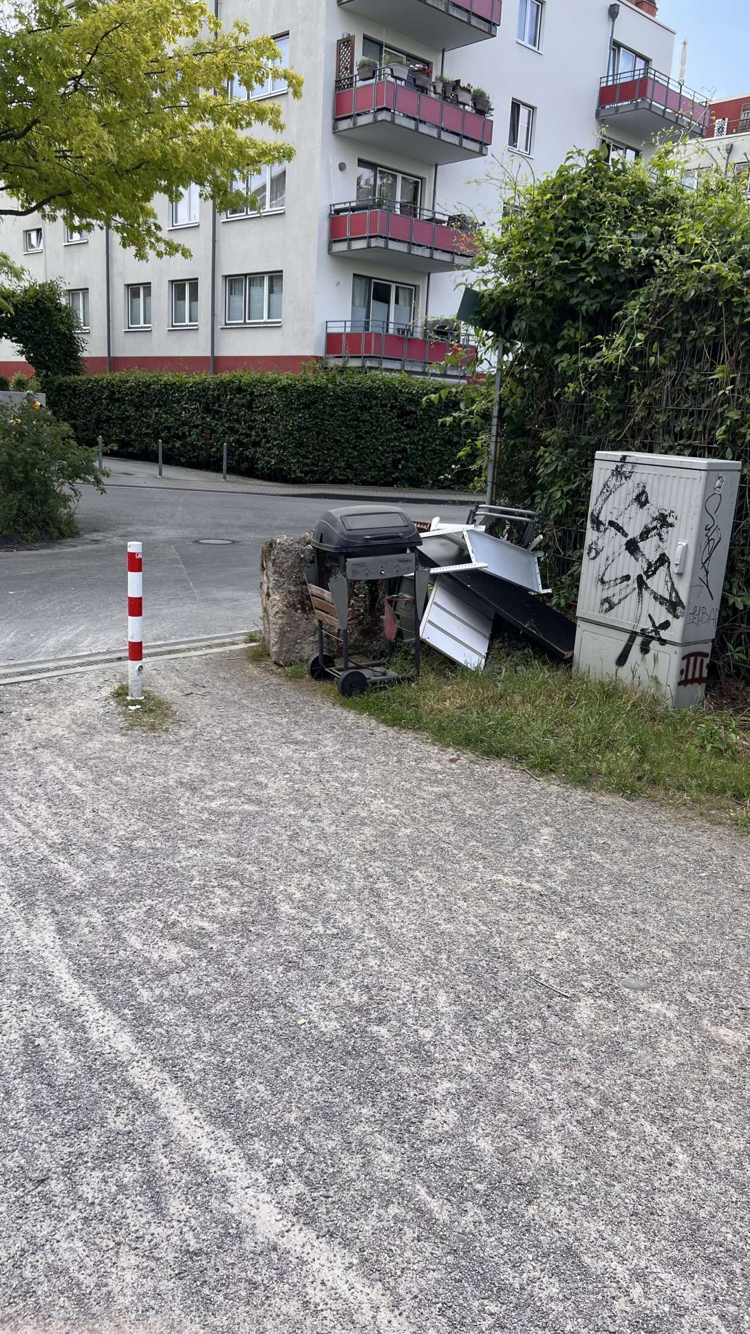 Bild zu gemeldetem Anliegen vom *2025-06-03 12:40:27