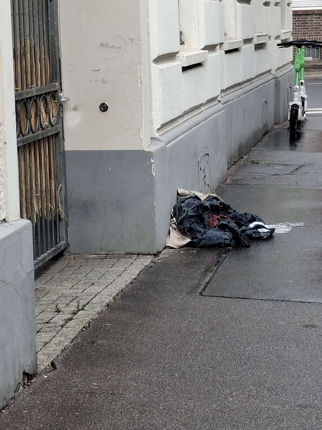Bild zu gemeldetem Anliegen vom *2025-07-25 11:34:37