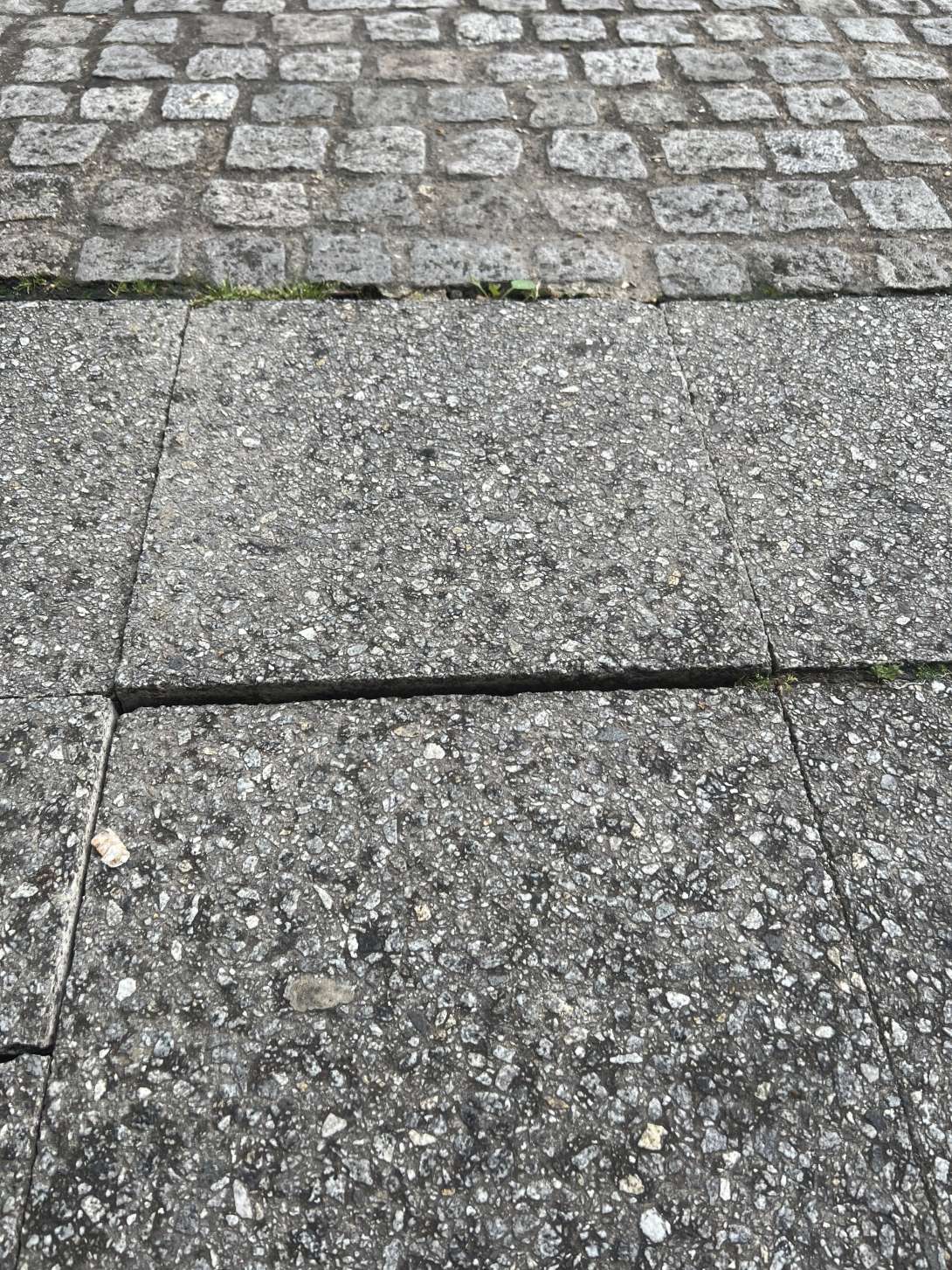 Bild zu gemeldetem Anliegen vom *2025-07-24 12:38:49