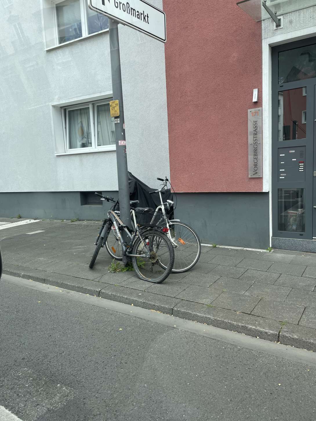 Bild zu gemeldetem Anliegen vom *2025-07-20 09:28:45
