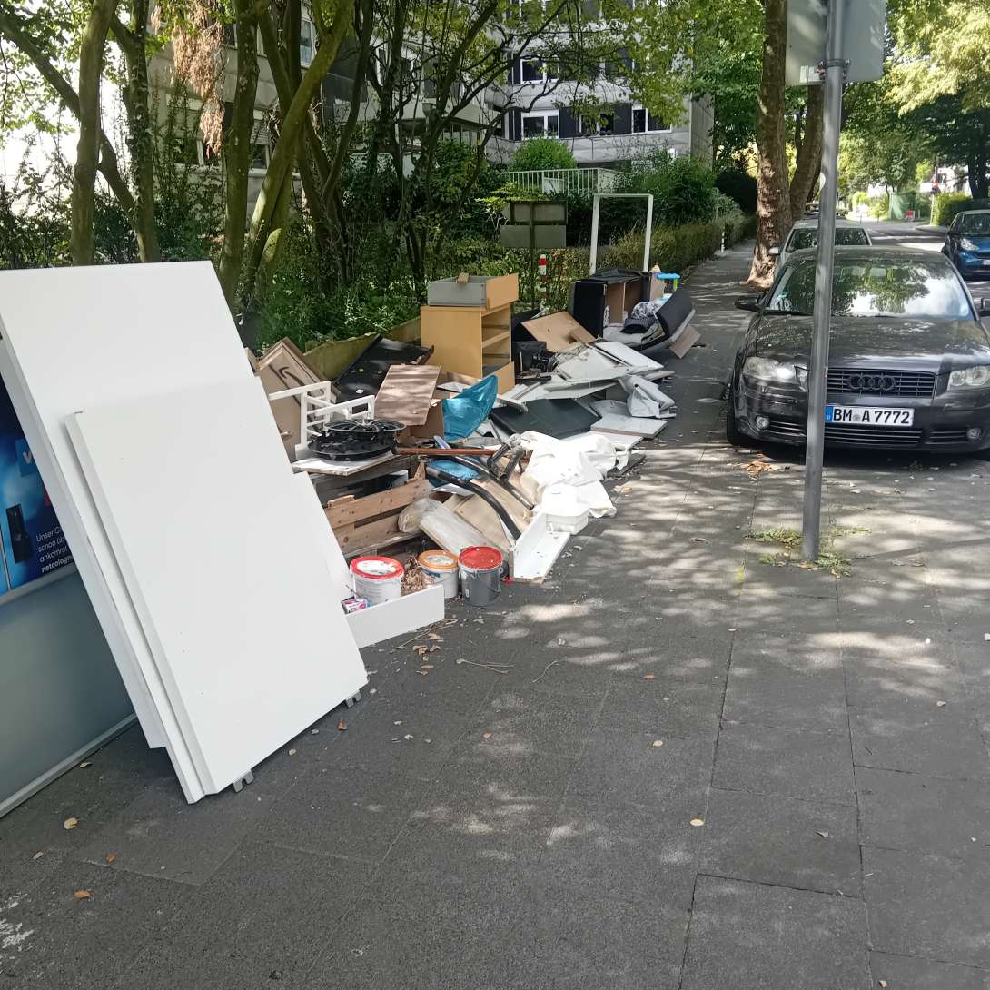 Bild zu gemeldetem Anliegen vom *2025-08-18 12:39:39