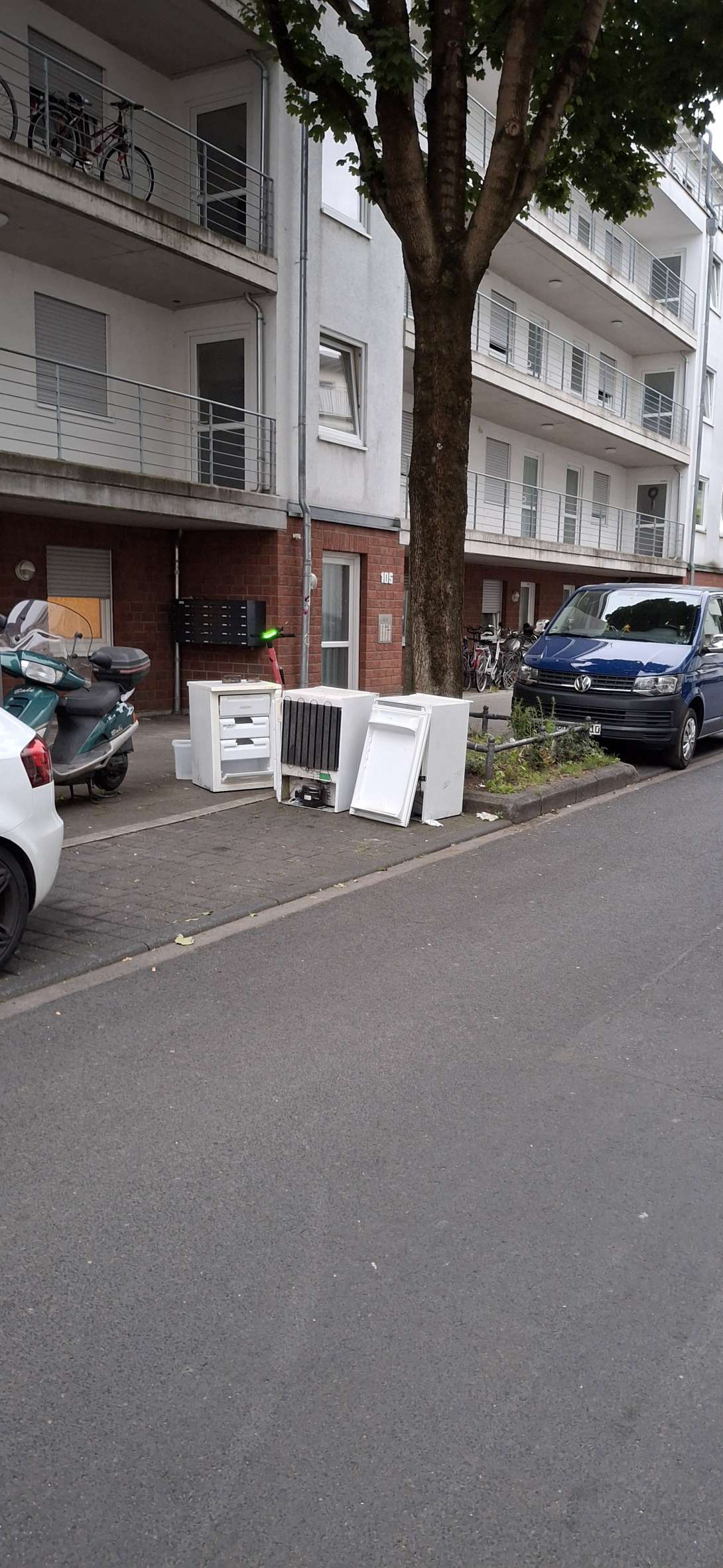 Bild zu gemeldetem Anliegen vom *2025-08-07 22:32:56