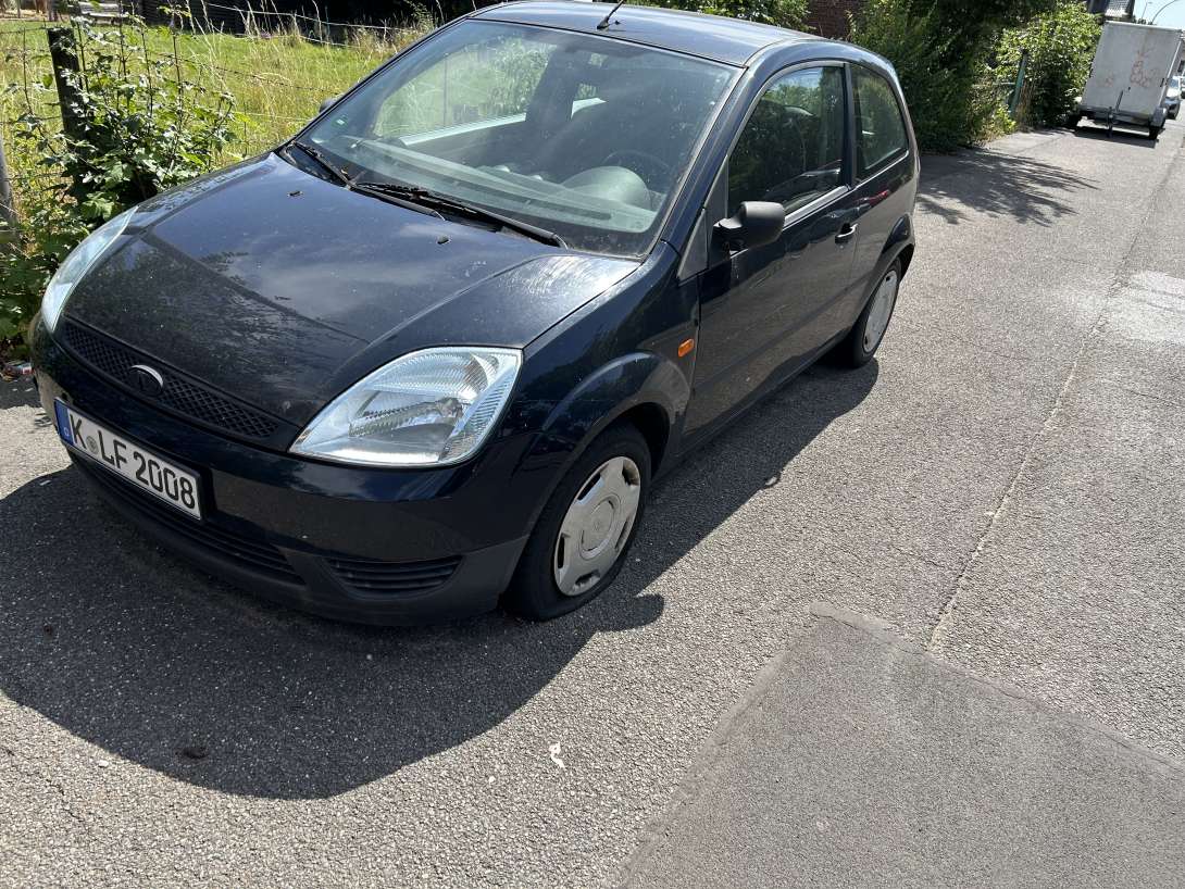 Schrottauto und TÜV abgelaufenen vom *2025-08-28 12:27:20