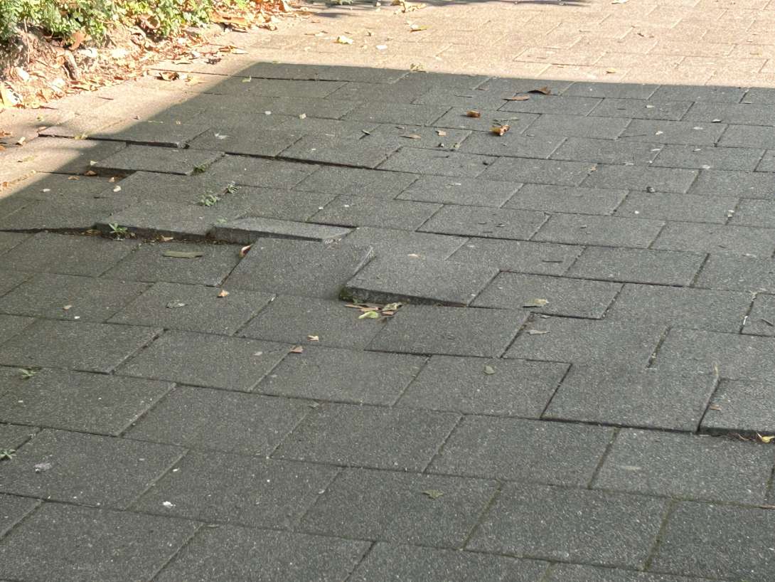 Gehweg Unfall Gefahr 
