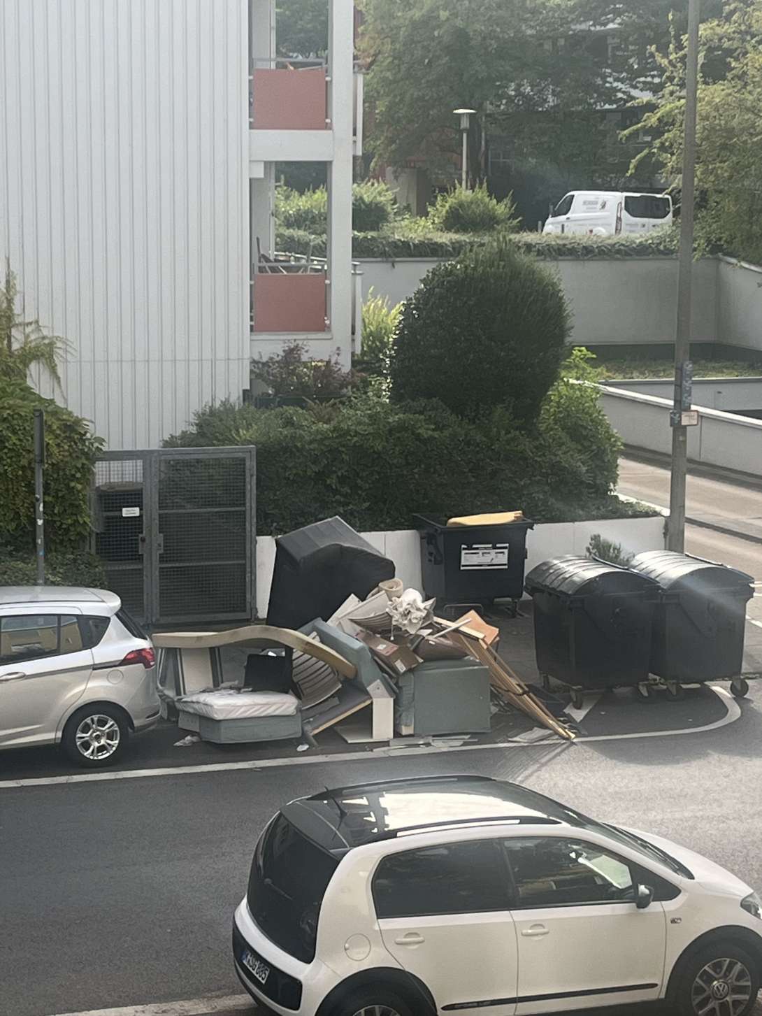 Bild zu gemeldetem Anliegen vom *2025-08-07 09:39:46