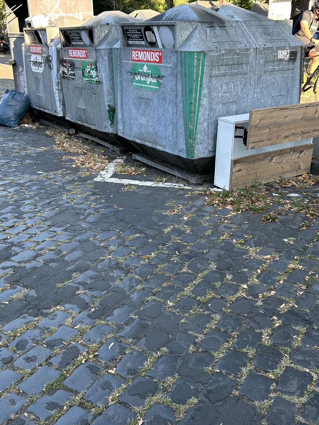 Bild zu gemeldetem Anliegen vom *2025-08-19 08:04:54