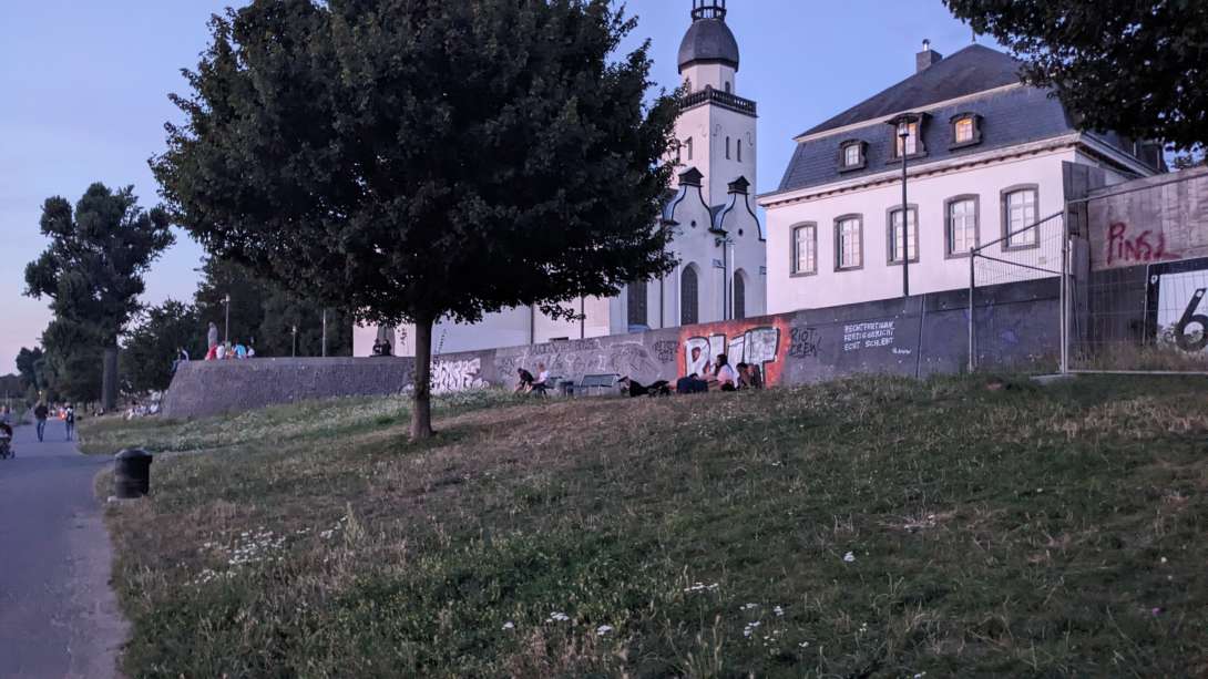 Bild zu gemeldetem Anliegen vom *2025-08-20 00:19:03
