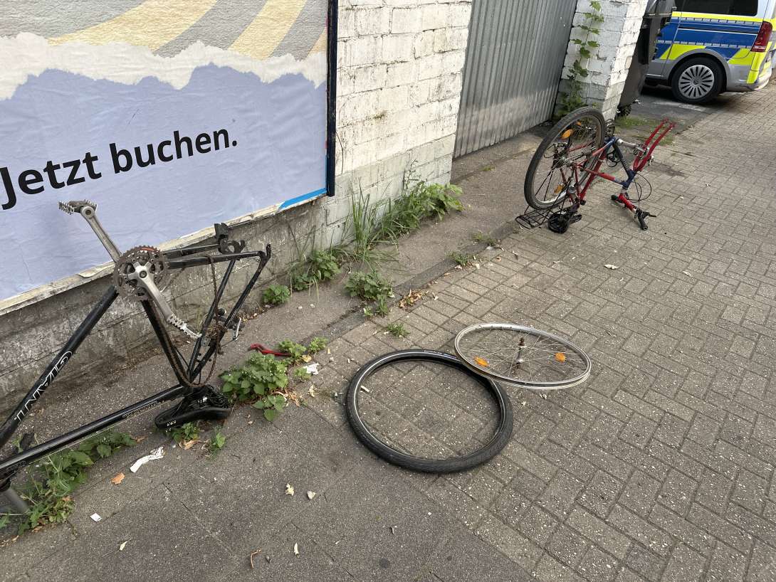 Bild zu gemeldetem Anliegen vom *2025-08-15 06:33:03