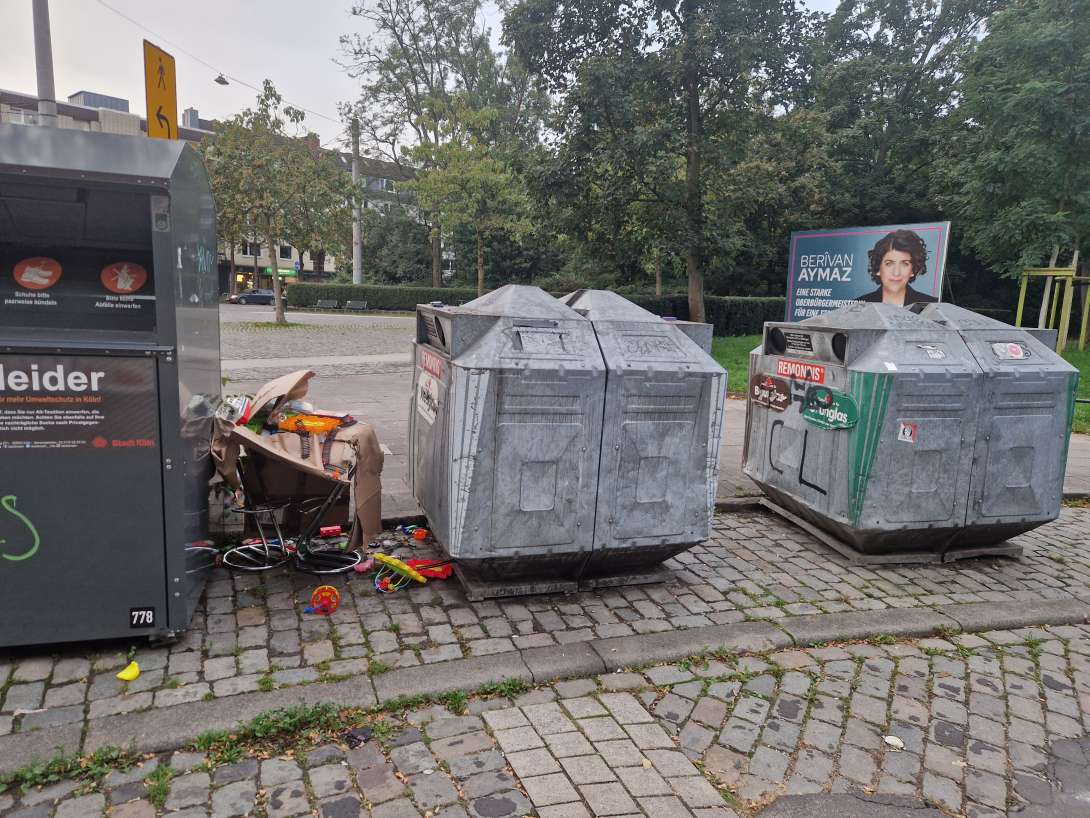 Bild zu gemeldetem Anliegen vom *2025-09-22 14:54:46