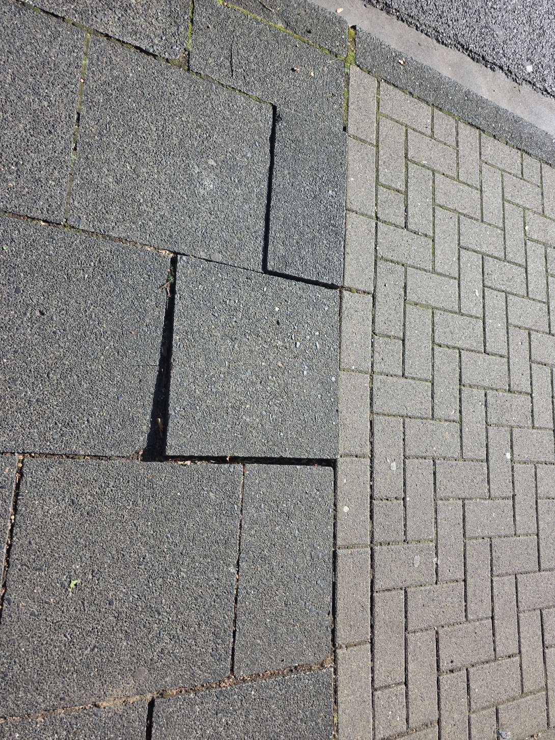 Bild zu gemeldetem Anliegen vom *2025-09-23 20:32:45