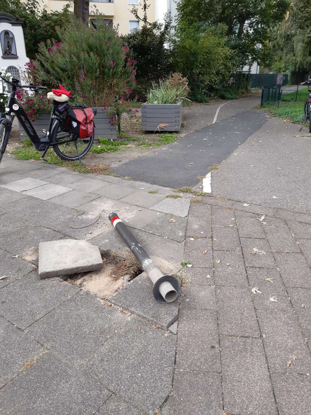 Bild zu gemeldetem Anliegen vom *2025-09-30 19:57:22
