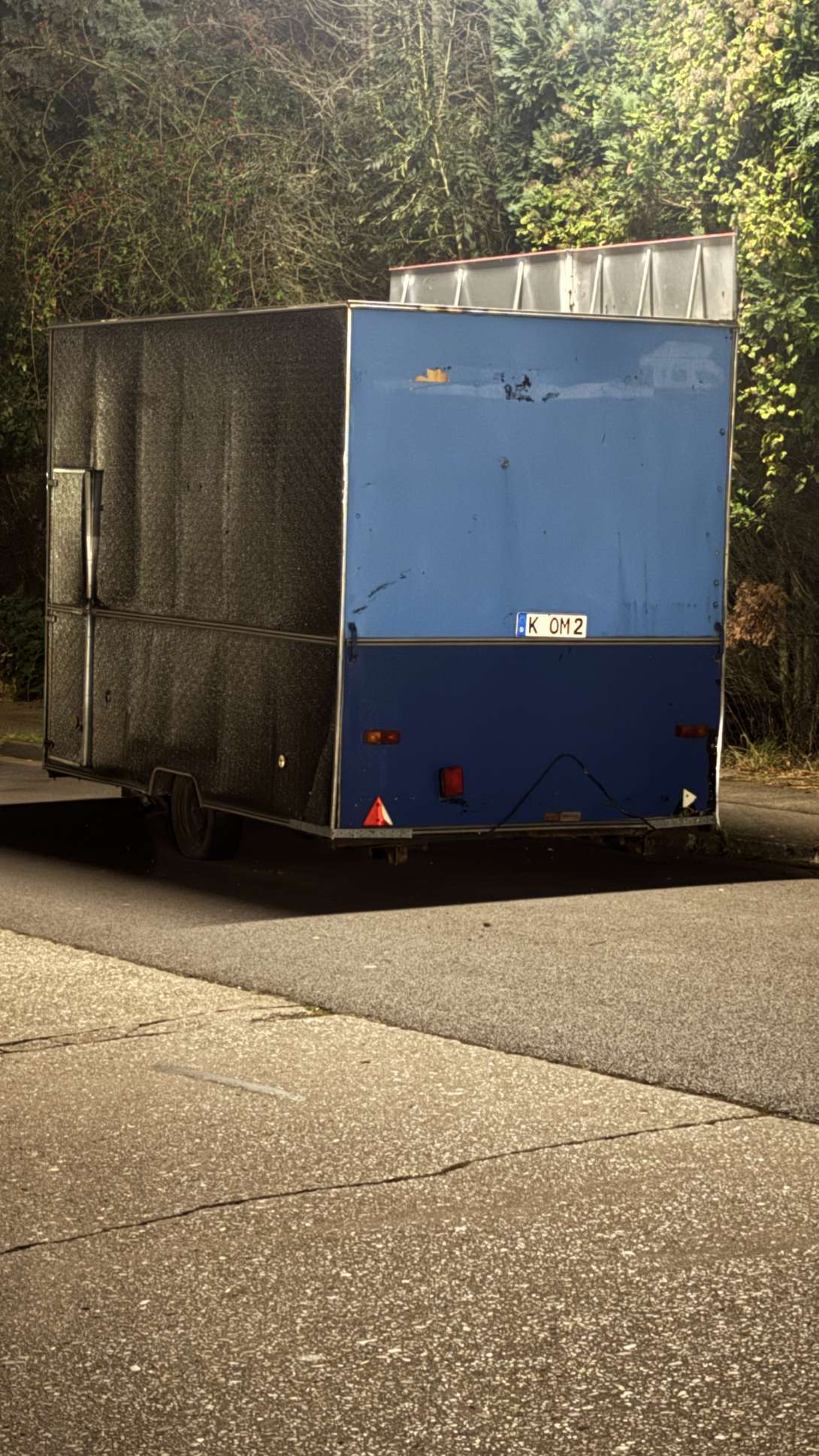 Blauer Hänger