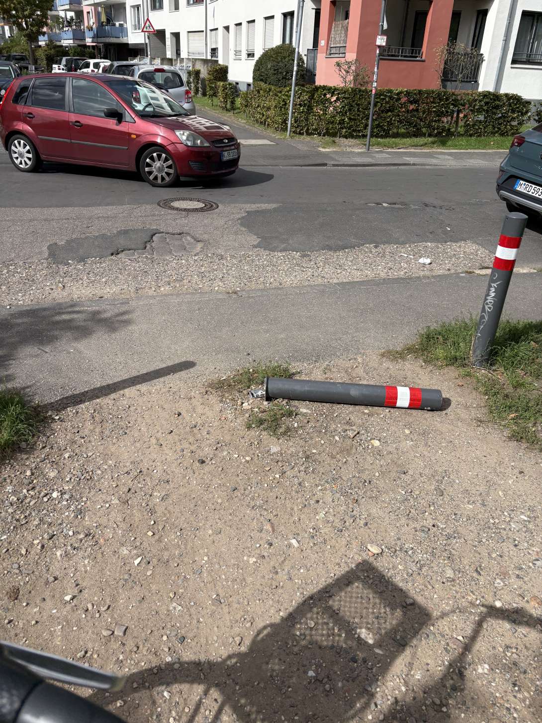 Bild zu gemeldetem Anliegen vom *2025-09-23 00:21:35